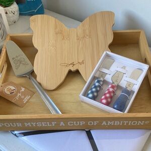 Butterfly Cheese Board and Knife Set